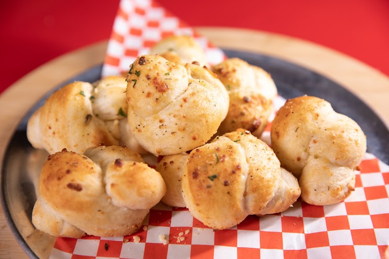 Garlic Knots at Larry's Pizza
