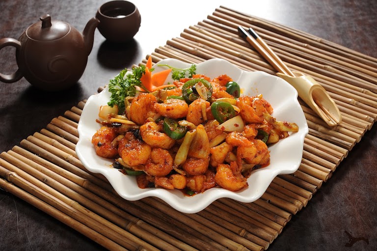 Sweet and Sour Chicken at Dynasty