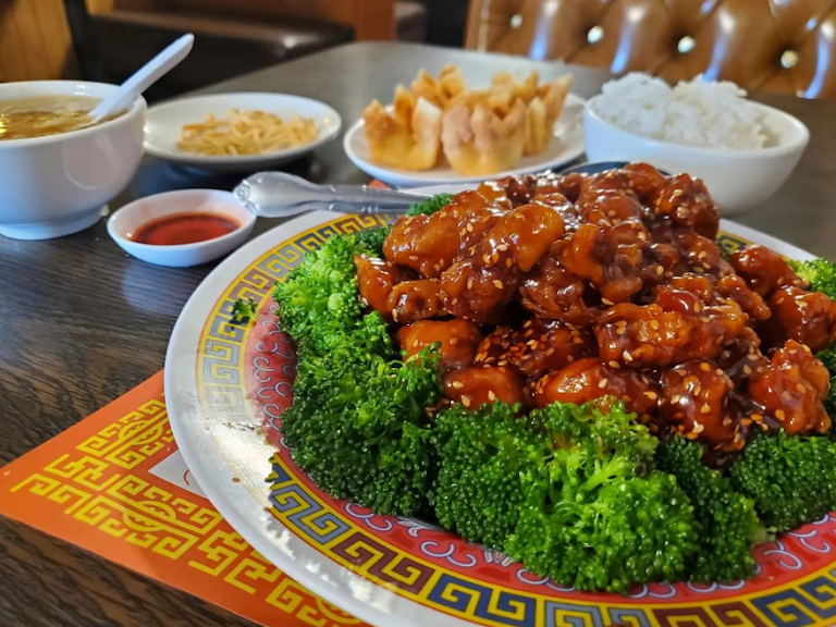 Egg Roll at Golden Dragon Chinese
