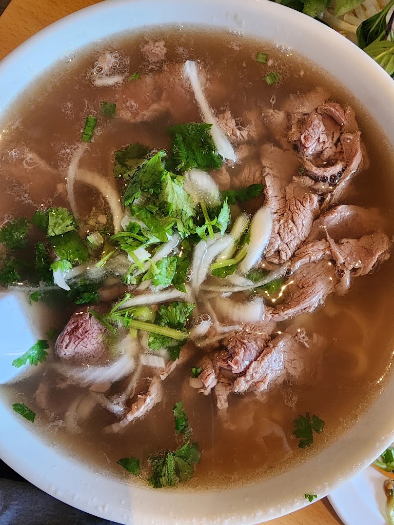 Bún Bò Huế at Nong Lá Vietnamese Cafe