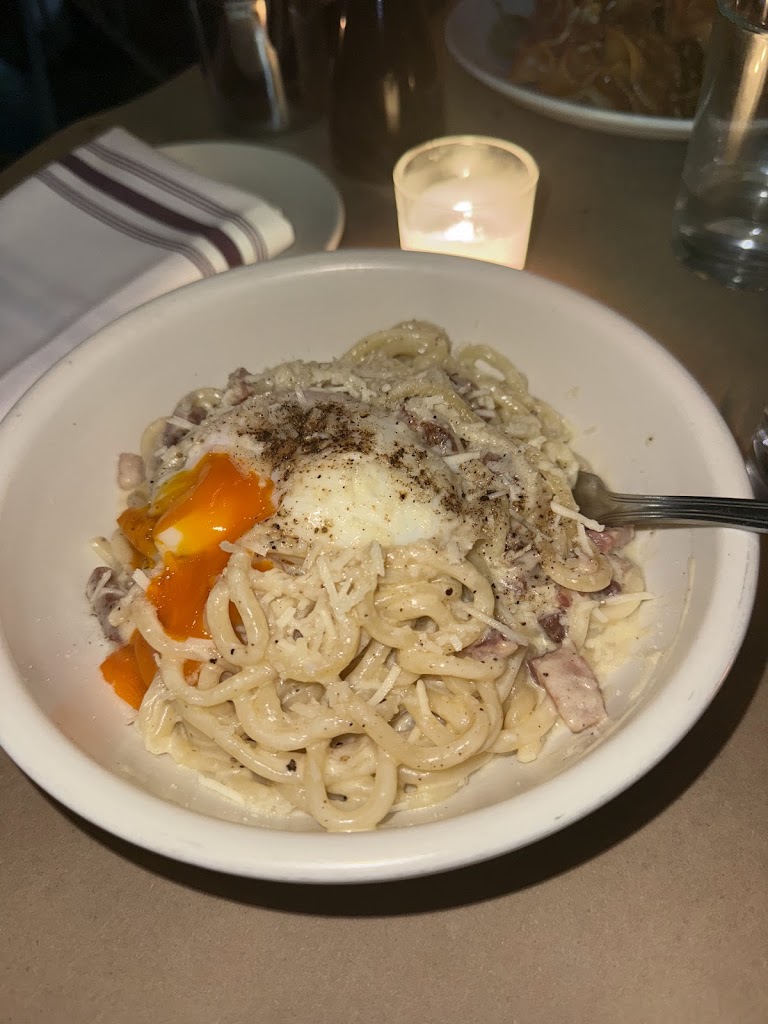 Bucatini Carbonara at Osteria La Buca