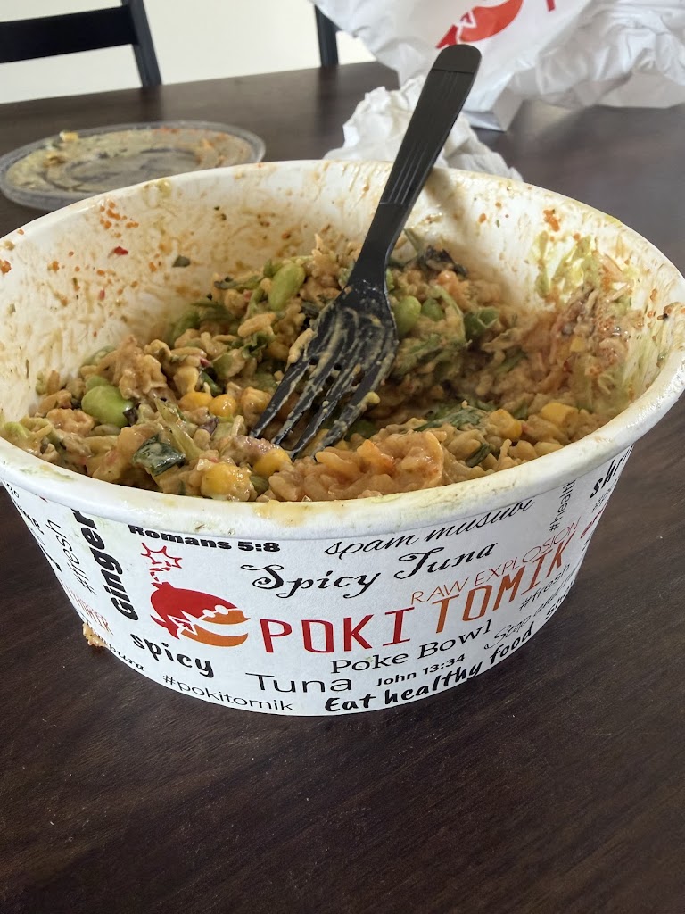 The Spicy Tuna Bowl at Pokitomik