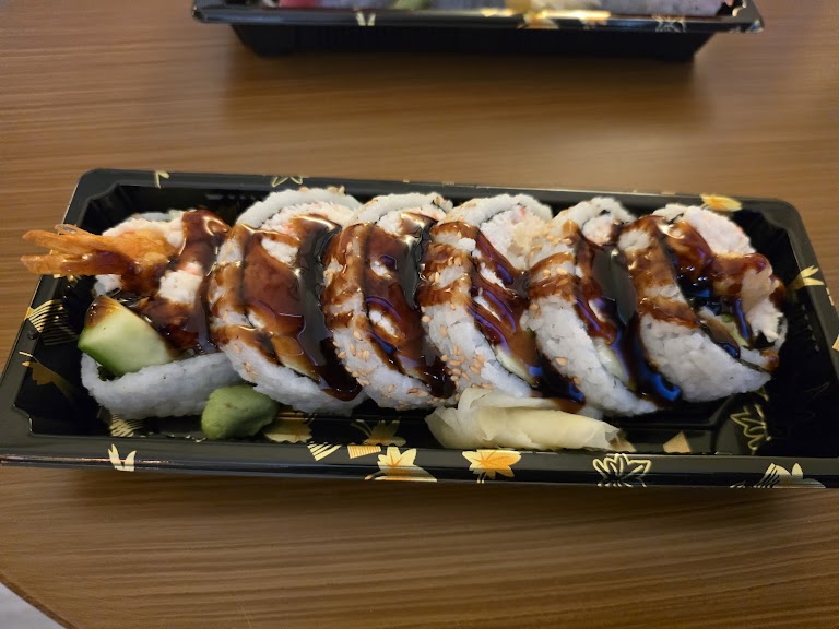 Eel Avocado Roll at Sushi Time