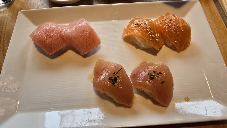 Nigiri Plate at SUGARFISH by sushi nozawa