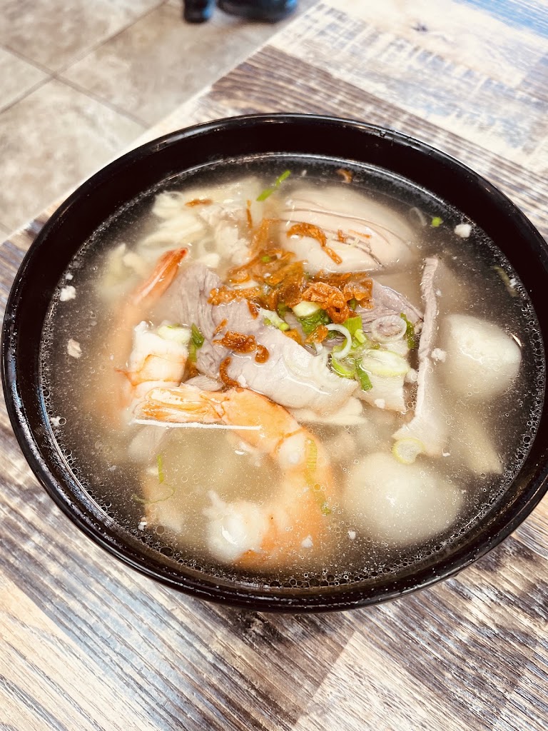 Seafood Rice Noodle at Kim Ky Noodle House