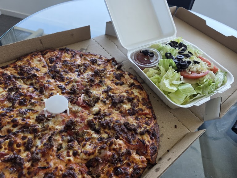 Hand Tossed Pizza at Guidos Pizza & Pasta
