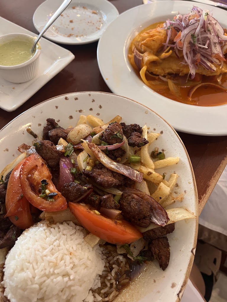 Lomo Saltado at El Rocoto
