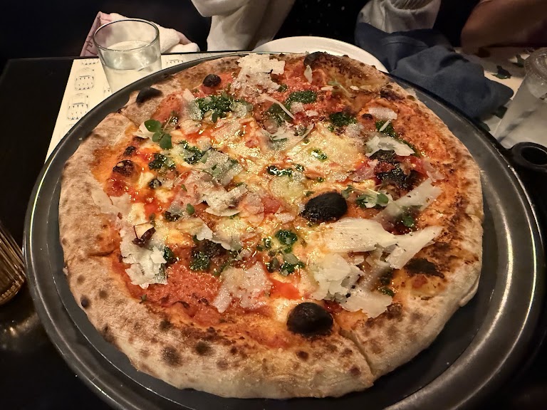 Margherita Pizza at Pizzana