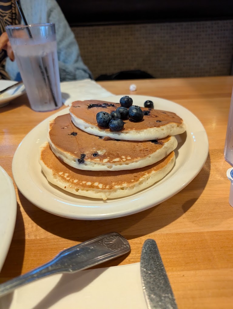 Blueberry Pancakes/waffles at Hill Street Cafe La Cañada