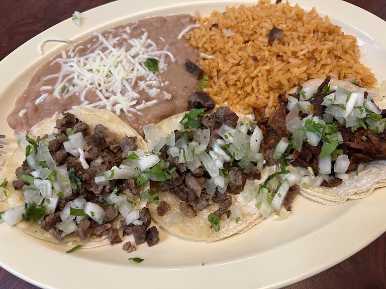 Asada Tacos at Tacos El Canelo