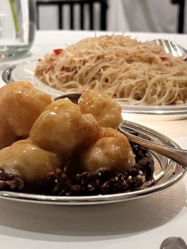 Glazed Prawns with Walnuts at Mr Chow