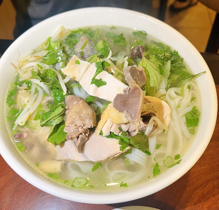 Pho Ga at Phở Gà Hải Vân