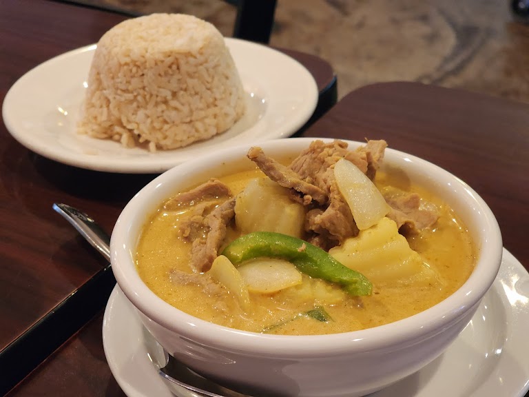 Fried Rice/chicken IN RED Curry at Lum-Ka-Naad