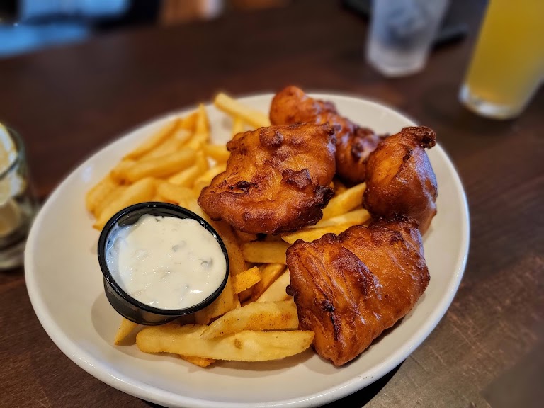 Wings at Jimmy E’s Bar + Grill