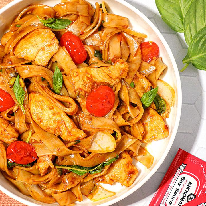 Pad Thai with Chicken or Tofu