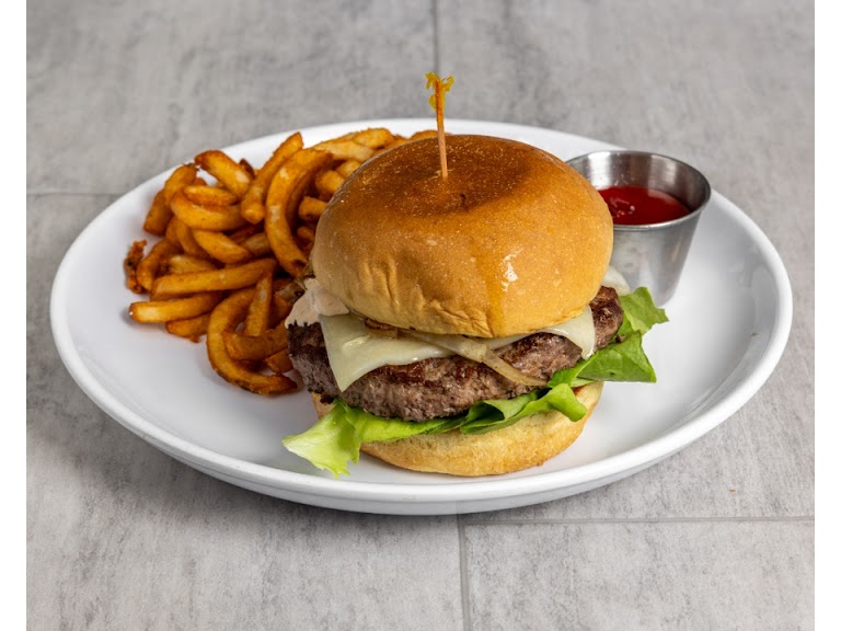 Cheeseburger at Eat at Joe's