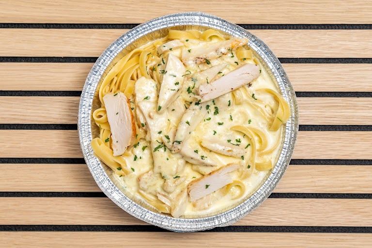 Fettuccine Alfredo at Ameci Pizza & Pasta