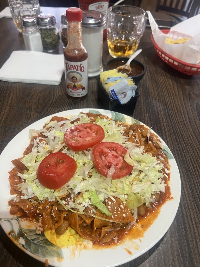 Sopes Con Carne Asada O Pollo (2) at Restaurant Maria