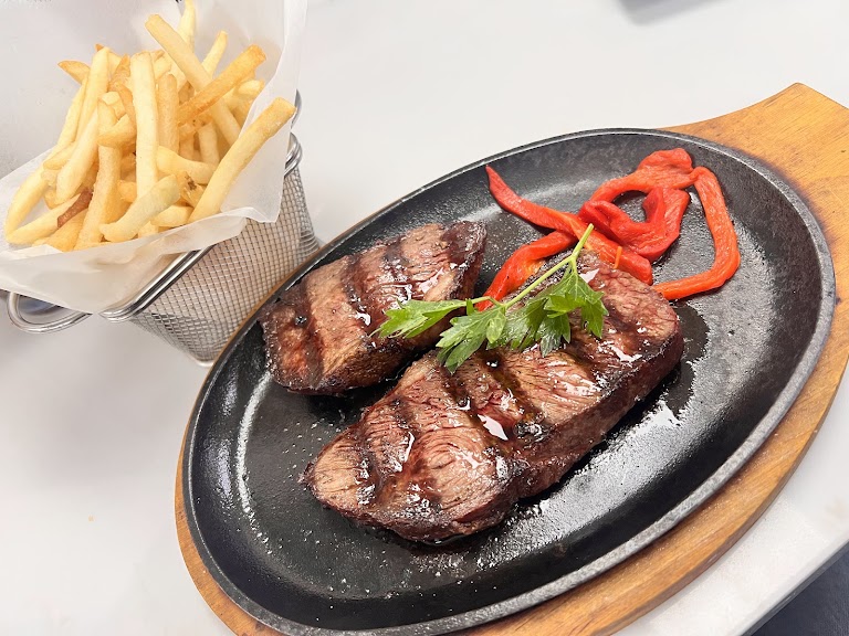 Steak & Eggs at Mercado Buenos Aires