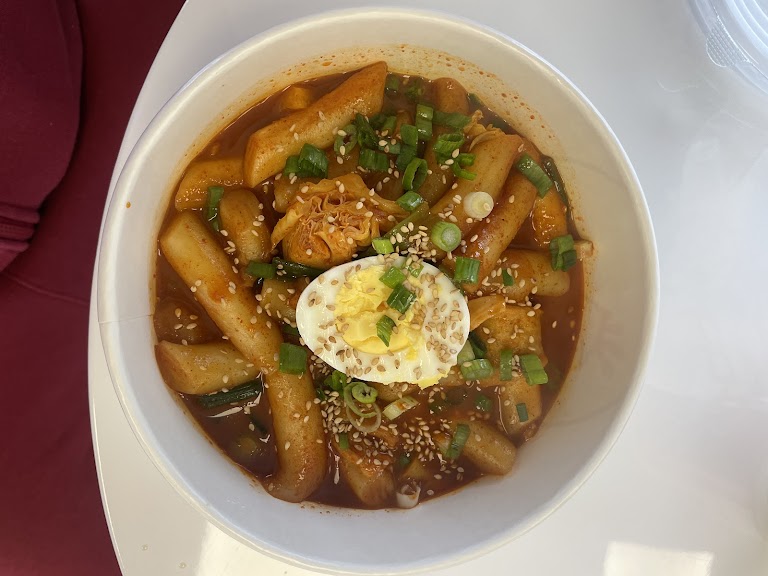 Ddeok-bokki at bb.q Chicken La Cañada