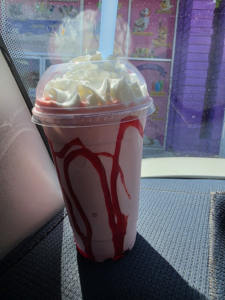 Nieves De Michoacán at Michoacana Pomona Helados y Paletas