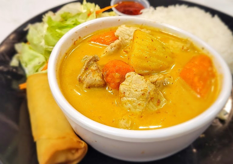 Rad Na at ChaoSua Thai Kitchen