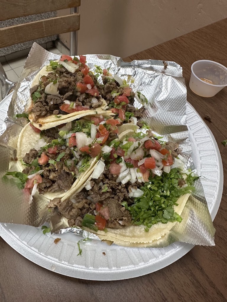 Taco at Los Primos Cantina