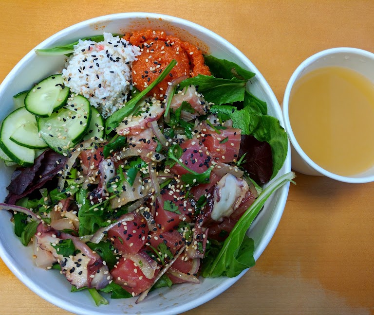 Poké Bowl 5 Scoops at Mr Poke