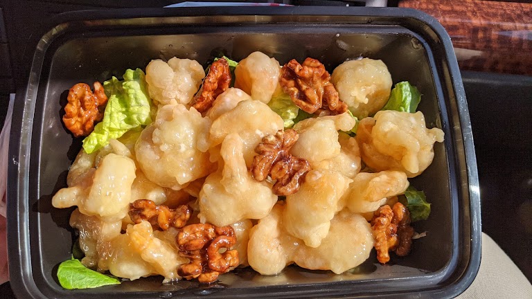 Walnut Shrimp at Western Wok