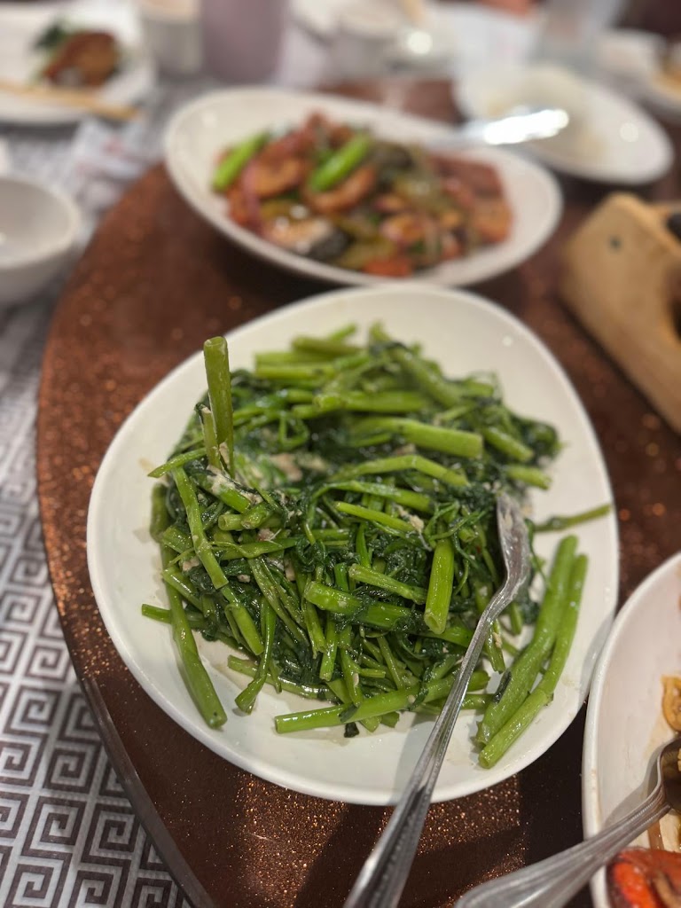 String Beans W/ Garlic Sauce at Kim Tar Restaurant