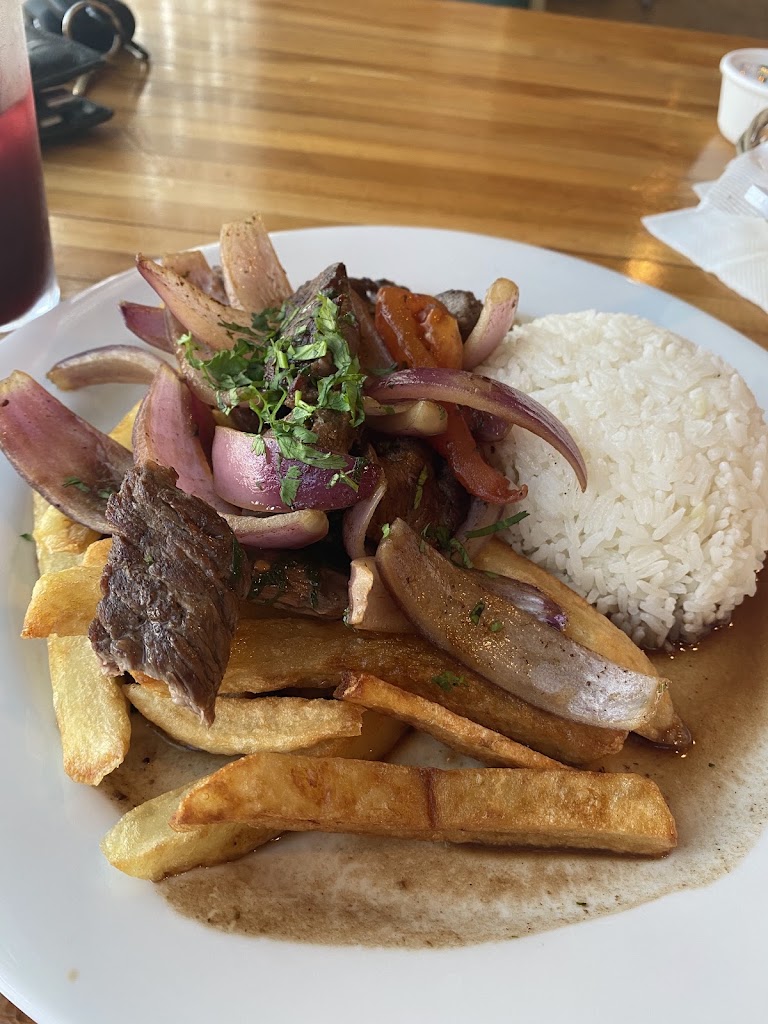 Pan Con Chicharron at El Incomparable Granada Hills