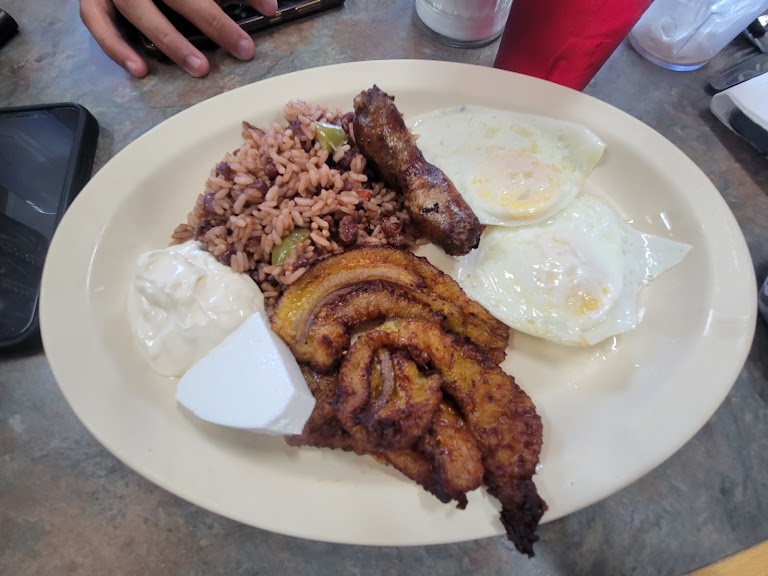 Desayuno Salvadoreño at Morazan