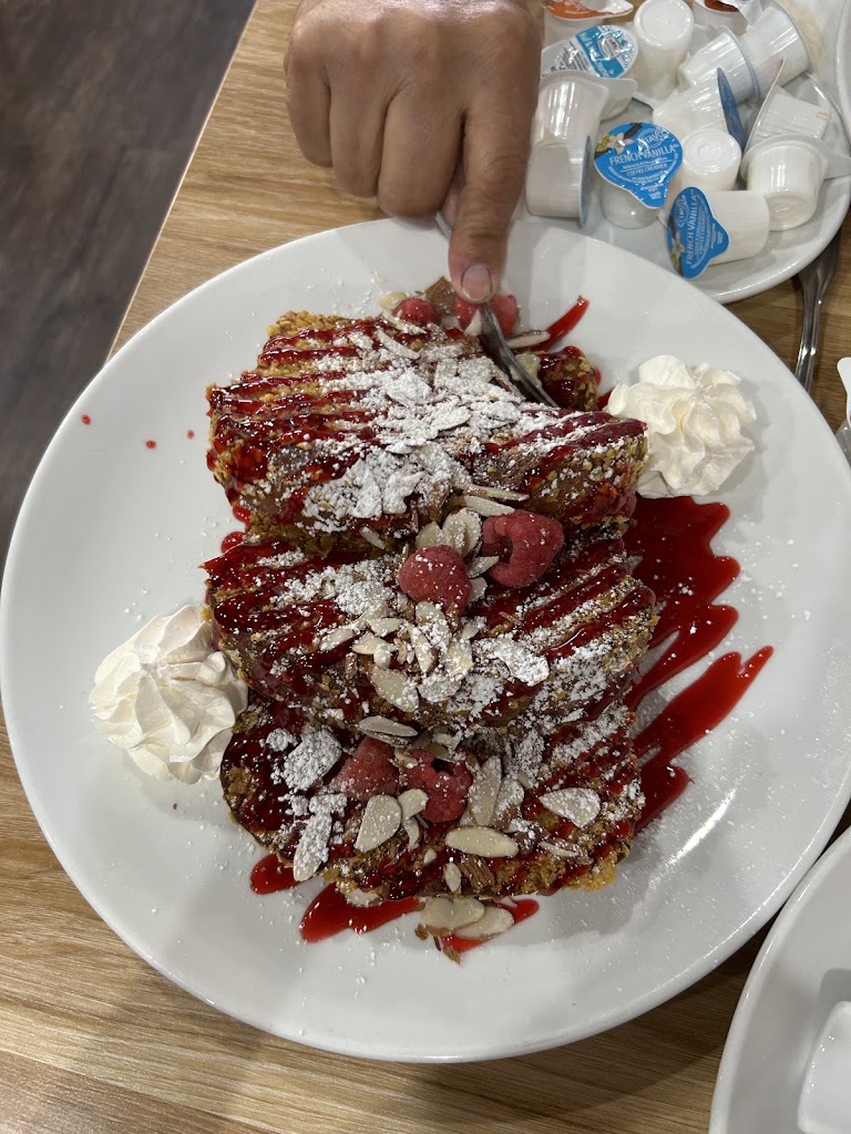 Cinna-cakes at Broken Yolk Cafe