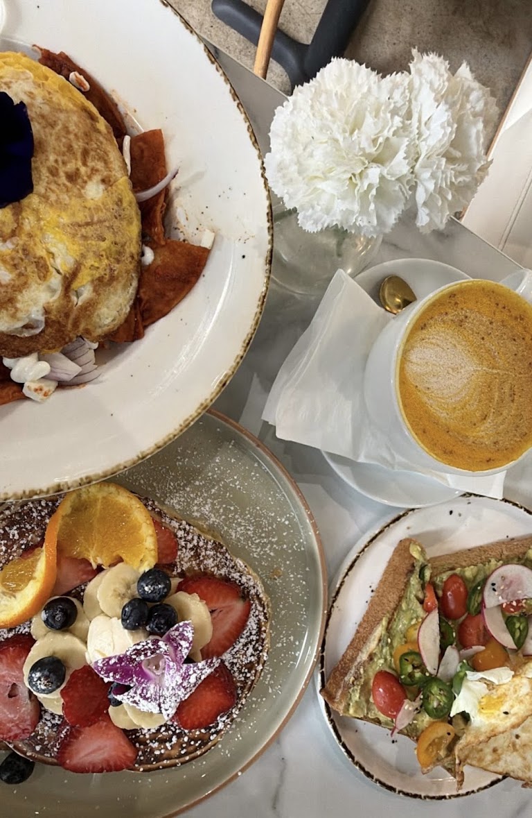 Acai Bowl at Luua Caffe