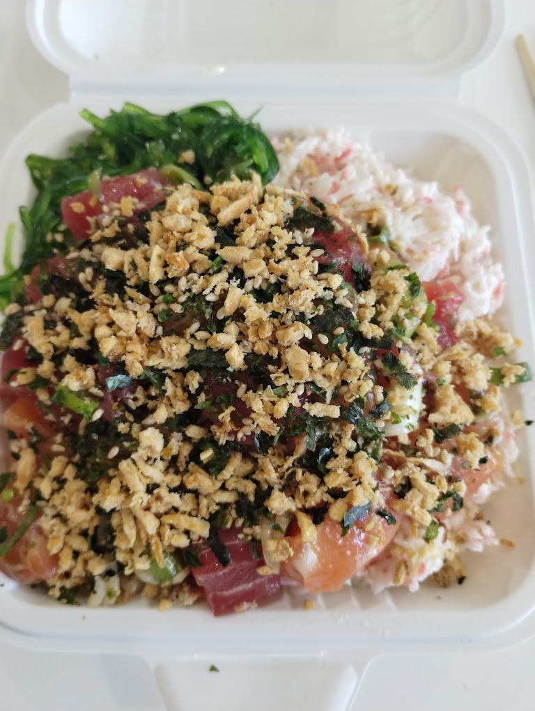 Medium Poke Bowl at Poké Rainbow