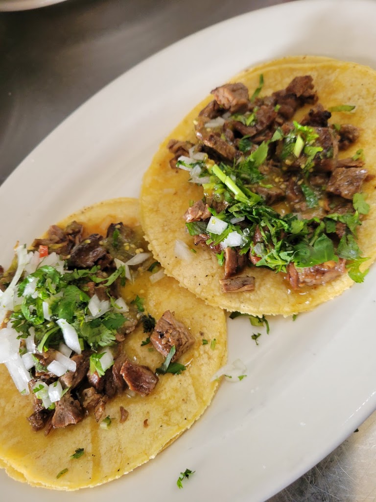 Asada Tacos at Burritos El Chavo