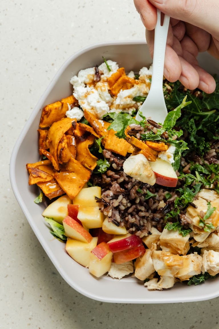 Caramelized Garlic Steak Protein Plate at sweetgreen - Healthy Salads, Wraps, and Bowls