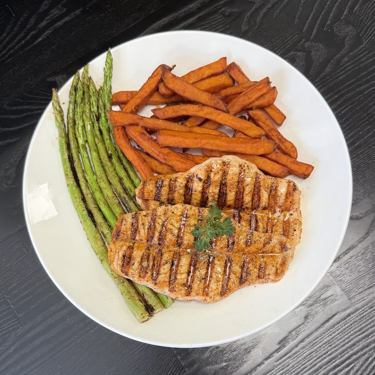 4oz Salmon W/two Sides at Hook'd Fish Grill