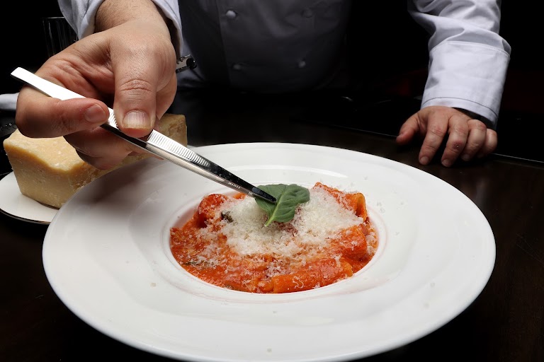 Caprese CON Burrata at WeVINO