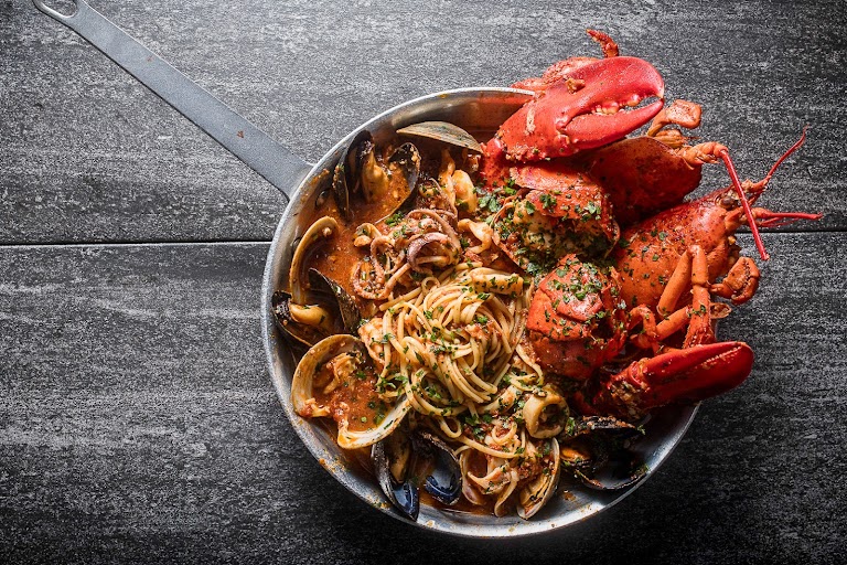 Clams Linguine at Daily Catch