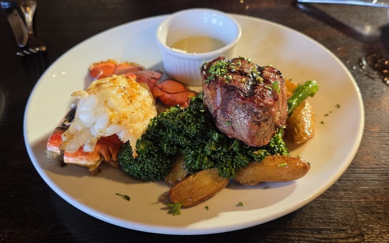 Crab Benedict at H.T. Grill