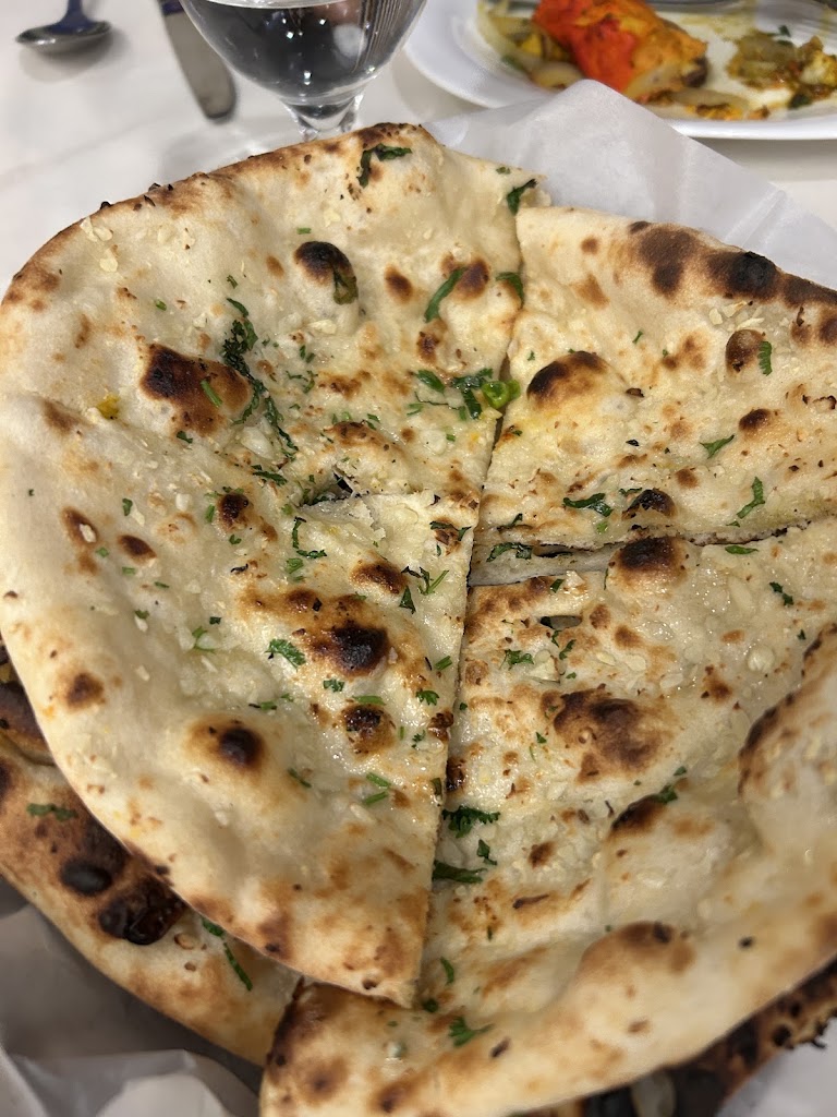 NAAN at Manohar’s Delhi Palace
