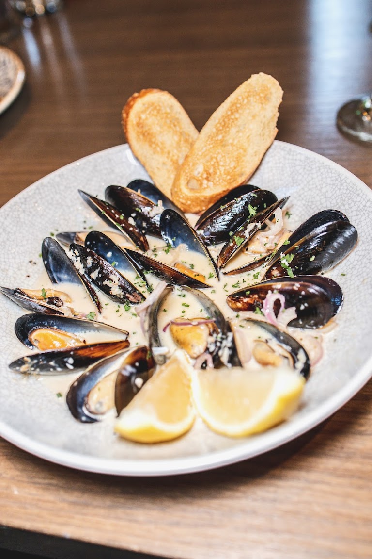 Black Mussels at Jolie & The Belle