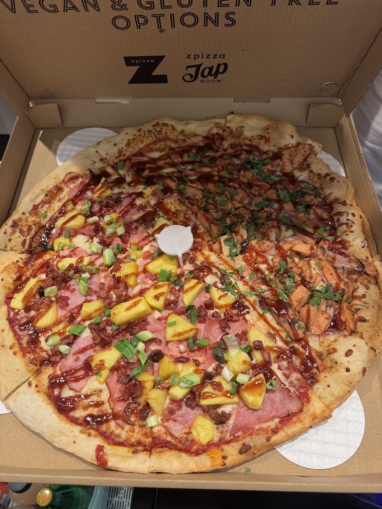 Small Pizza and Half Salad Bundle at zpizza