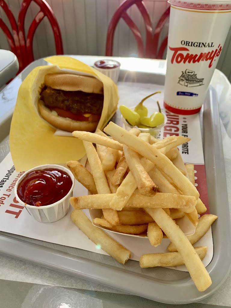 Chili Cheese Fries at Original Tommy's