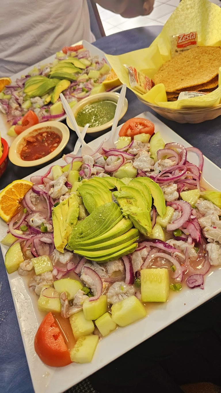 Tostada De Ceviche De Camarón O Pescado at Viva La Vida Mariscos