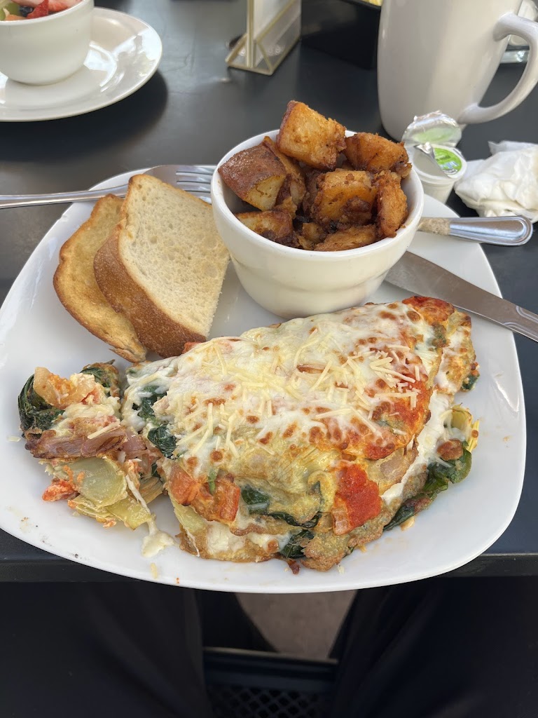 Thai Chicken Wrap at The Brownstone Cafe