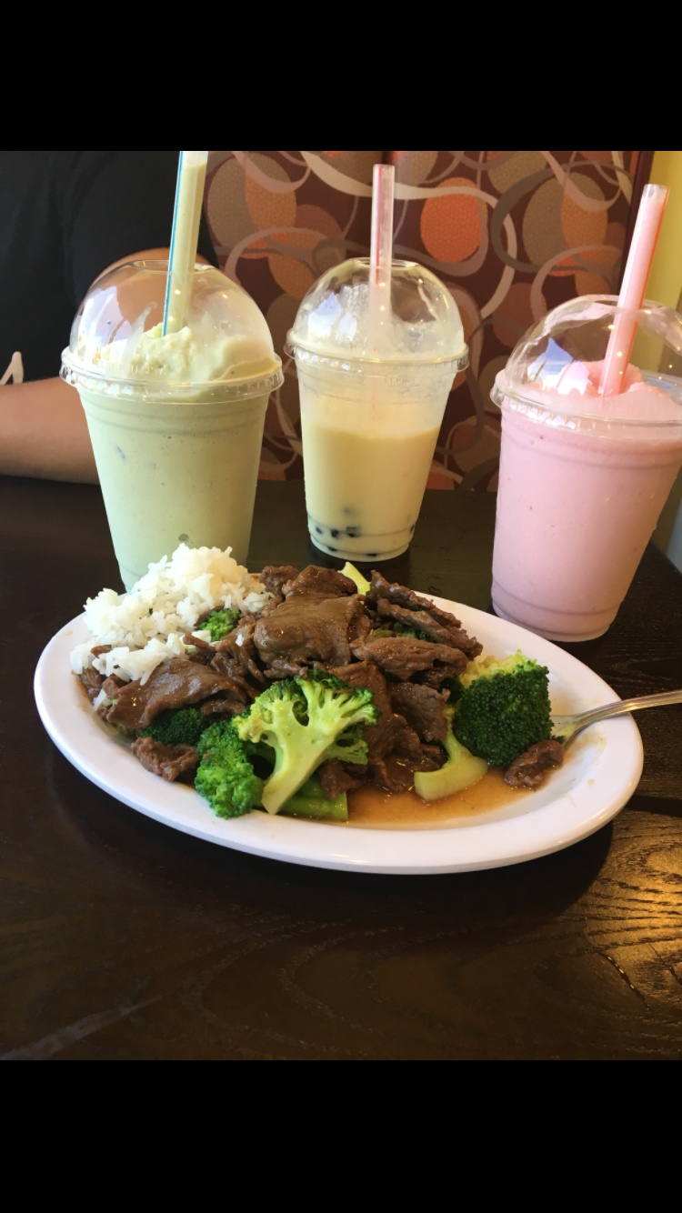 Broccoli with Oyster Sauce at Cha Chaa Thai Chinese Restaurant