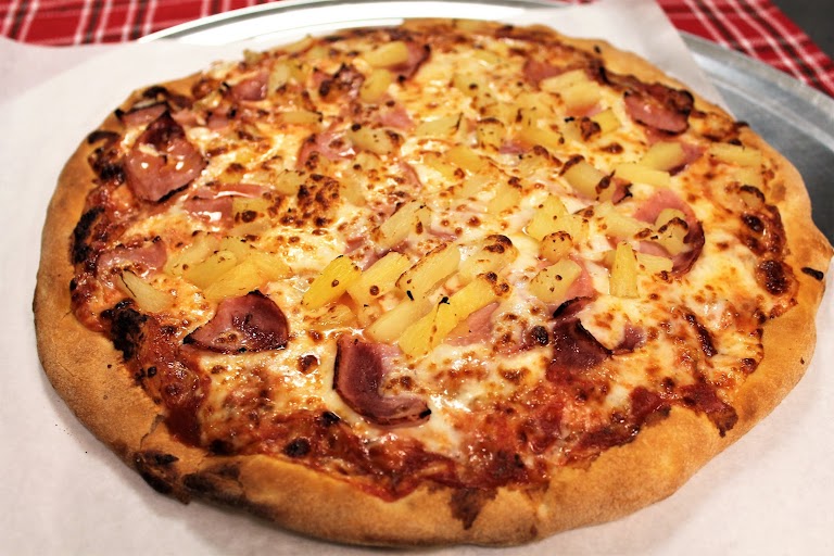 Hawaiian at Tony's Pizza and Pasta | Serving Agoura Hills, Oak Park, Westlake Village | Delivery & Take Out