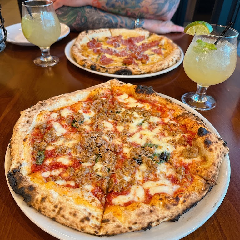 Salsiccia at Pietrini Pizza Napoletana
